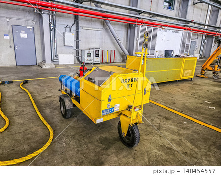 Aircraft oxygen service cart airport hangar, aviation ground support equipment for maintenance operations with hoses and cylinders Aircraft oxygen service cart airport hangar, aviation ground support equipment for maintenance operations with hoses and cylinders 140454557
