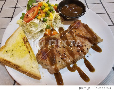 チキンステーキ チキンステーキ 140455203