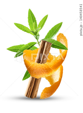 Cinnamon bark with lippia leaves and orange peel 140458541