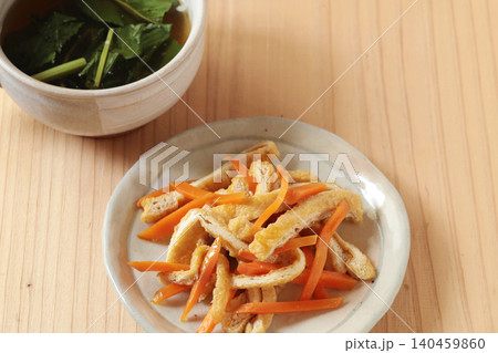 人参と油揚げの煮物 140459860
