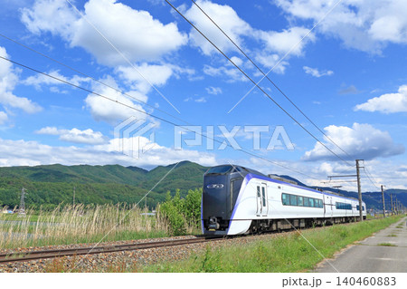 大糸線 初夏の特急はくば 大糸線 初夏の特急はくば 140460883