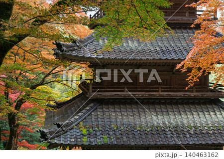 丹波紅葉三山の一つ兵庫県丹波市の高源寺秋の紅葉を撮影 140463162
