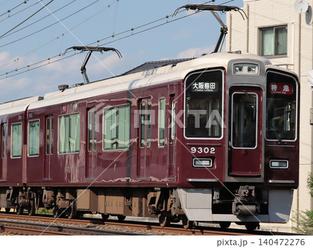 阪急9300系(9302F)　特急┃大阪梅田　茨木市～南茨木 140472276