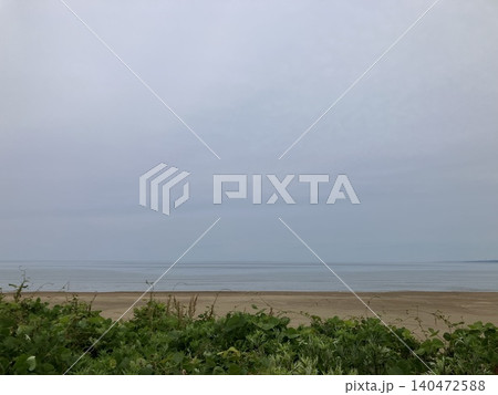 曇り空の海 曇り空の海 140472588