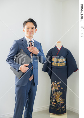 呉服屋イメージ 140474908
