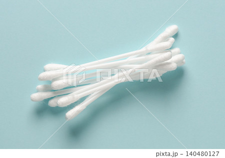Cotton swabs for hygiene. Blue background. 140480127