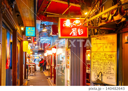東京・飲み屋街 吉祥寺 ハモニカ横丁 東京・飲み屋街 吉祥寺 ハモニカ横丁 140482643