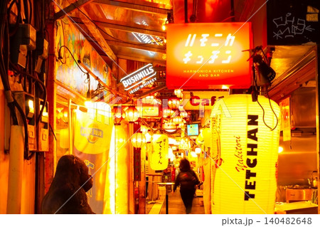 東京・飲み屋街 吉祥寺 ハモニカ横丁 東京・飲み屋街 吉祥寺 ハモニカ横丁 140482648