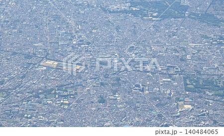 武蔵境から東小金井周辺の街並みを望む航空写真(中央線沿線と武蔵野・小金井エリアの空撮) 武蔵境から東小金井周辺の街並みを望む航空写真(中央線沿線と武蔵野・小金井エリアの空撮) 140484065