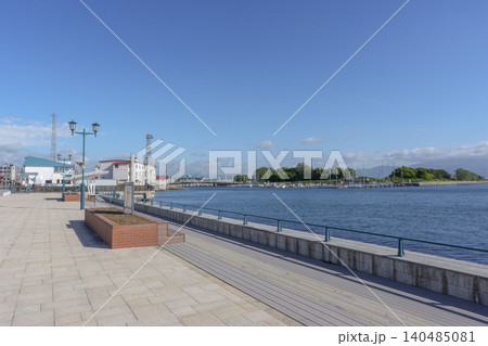 函館ベイエリアのウォーターフロントと港の風景 北海道函館観光 140485081