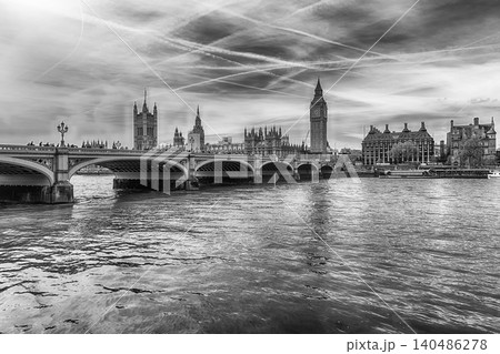Westminster Bridge, Big Ben and the Parliament, London, England, UK 140486278