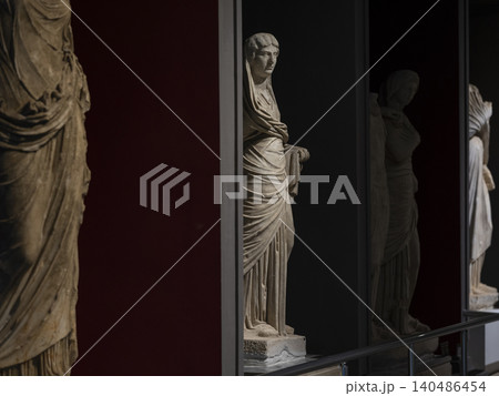 a historical statue from Roman times 140486454