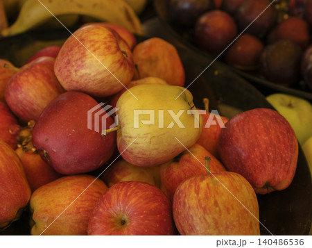 red apples on the table red apples on the table 140486536