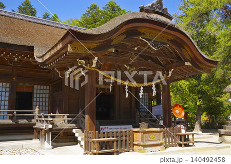 神聖な雰囲気に包まれた武田神社 神聖な雰囲気に包まれた武田神社 140492458
