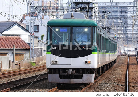 【京阪】6000系 準急（京阪本線：森小路駅） 140493416