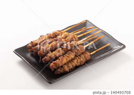 ［福岡　博多］　ぐるぐる　鶏皮　串焼き 140493708