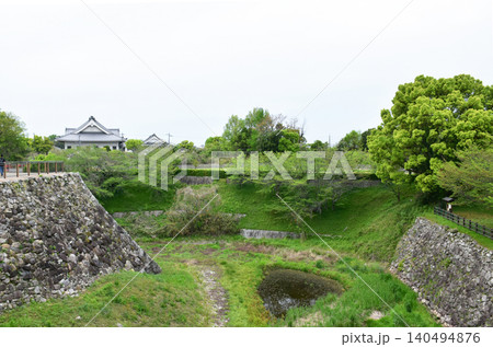 曇天の大和郡山城の堀 曇天の大和郡山城の堀 140494876