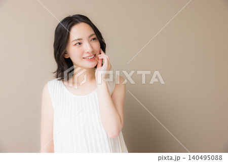 若い女性のビューティーイメージ 若い女性のビューティーイメージ 140495088