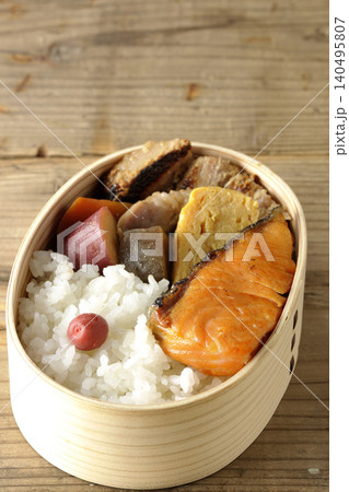 焼き魚弁当 140495807