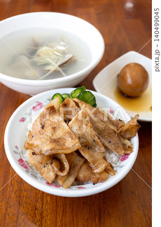 台湾・高雄名物グルメ 焼肉飯 台湾・高雄名物グルメ 焼肉飯 140499045