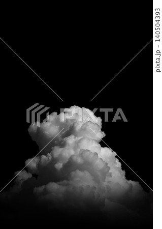 ドラマチックな夏空の白黒写真 ドラマチックな夏空の白黒写真 140504393