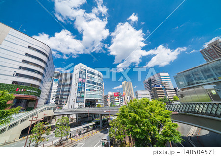 「埼玉県」JR川口駅東口前の風景　川口市 140504571