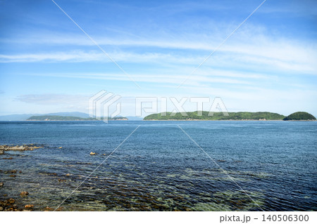 城ヶ崎海岸から友ケ島を望む 【和歌山県和歌山市】 城ヶ崎海岸から友ケ島を望む 【和歌山県和歌山市】 140506300