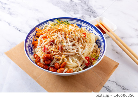 Spicy Chili Oil Chicken Noodles Spicy Chili Oil Chicken Noodles 140506350