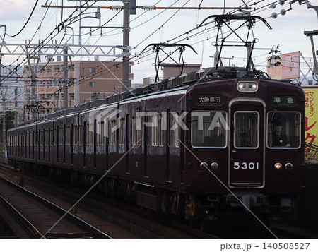 阪急5300系(5301F) 準急┃大阪梅田 上新庄 阪急5300系(5301F) 準急┃大阪梅田 上新庄 140508527