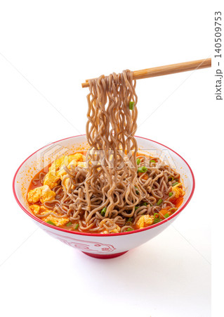 Buckwheat Noodles in Tomato Sauce with Egg and Scallions, Chinese Comfort Food Buckwheat Noodles in Tomato Sauce with Egg and Scallions, Chinese Comfort Food 140509753