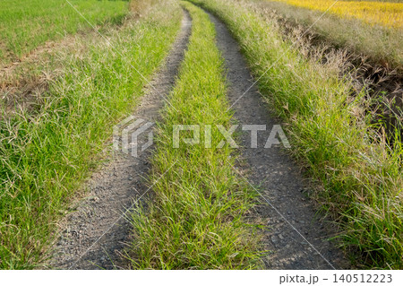 various various 140512223