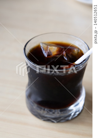 カフェの美味しいアイスコーヒー 140512651