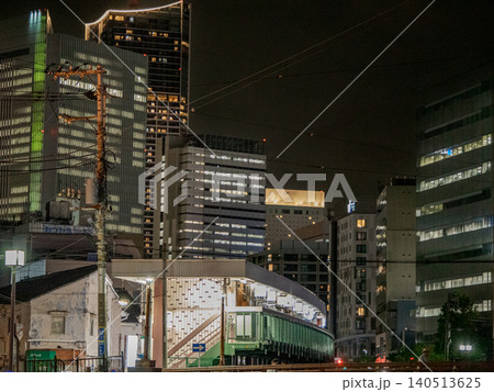 都市夜景 ビル群 オフィス街 高層ビル 夜景 都市風景 街並み 日本 夜の街 都市夜景 ビル群 オフィス街 高層ビル 夜景 都市風景 街並み 日本 夜の街 140513625