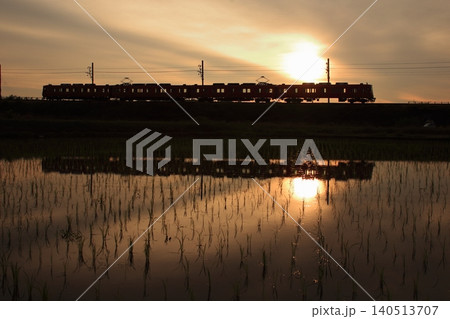 夕日と名鉄三河線弐 夕日と名鉄三河線弐 140513707