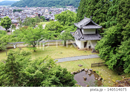 出石城跡の櫓と城郭、城下町を望む風景 出石城跡の櫓と城郭、城下町を望む風景 140514075