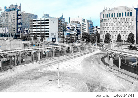 新潟駅バスターミナルから見た駅前の街並み 新潟駅バスターミナルから見た駅前の街並み 140514841