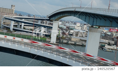 アーチ橋 140520567