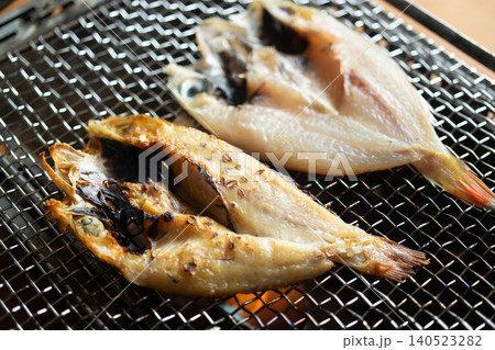 焼いたノドグロの干物(1) 焼いたノドグロの干物(1) 140523282
