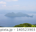 洞爺湖に浮かぶ中島の風景（北海道） 140523903