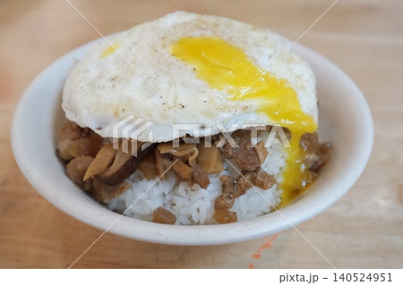 焼肉丼 滷肉飯 魯肉飯 140524951