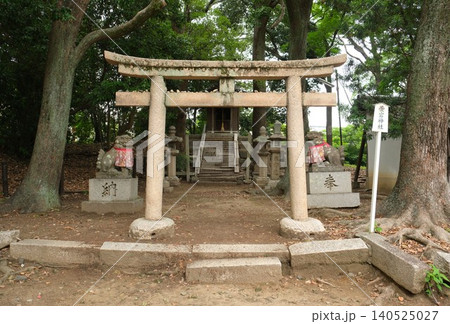 伊丹市猪名野神社境内の末社・愛宕神社 伊丹市猪名野神社境内の末社・愛宕神社 140525027