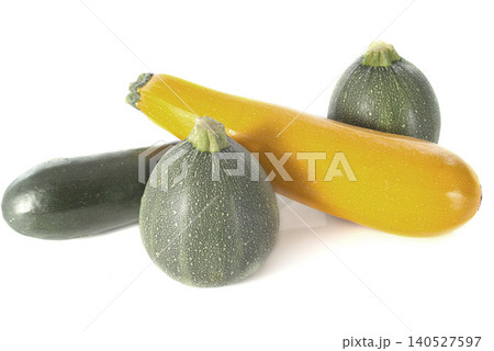 zucchinis in studio zucchinis in studio 140527597