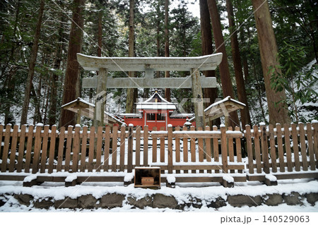 室生龍穴神社(本殿) 【奈良県宇陀市】 室生龍穴神社(本殿) 【奈良県宇陀市】 140529063