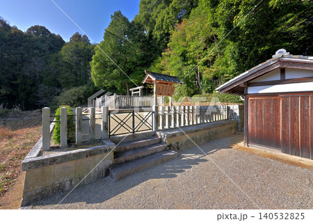 岡宮天皇(草壁皇子)真弓丘陵(奈良県高市郡高取町) 岡宮天皇(草壁皇子)真弓丘陵(奈良県高市郡高取町) 140532825