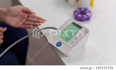 Blood pressure monitoring during health checkup 140534789