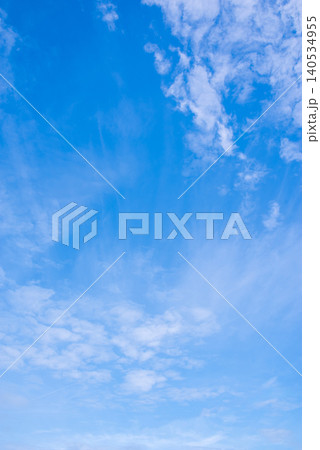 青空と白い雲 青空と白い雲 140534955