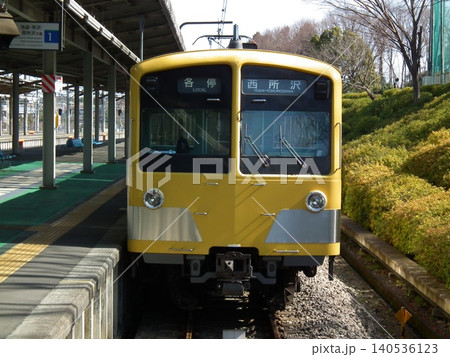 西武球場前に停車中の 西武 新101系 241F 西武球場前に停車中の 西武 新101系 241F 140536123