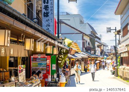 東京観光・柴又帝釈天 参道 東京観光・柴又帝釈天 参道 140537641