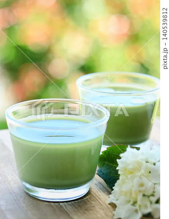 抹茶パンナコッタ Italian dessert panna cotta 抹茶パンナコッタ Italian dessert panna cotta 140539812
