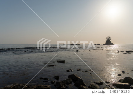 美しい海岸の夕日 美しい海岸の夕日 140540126